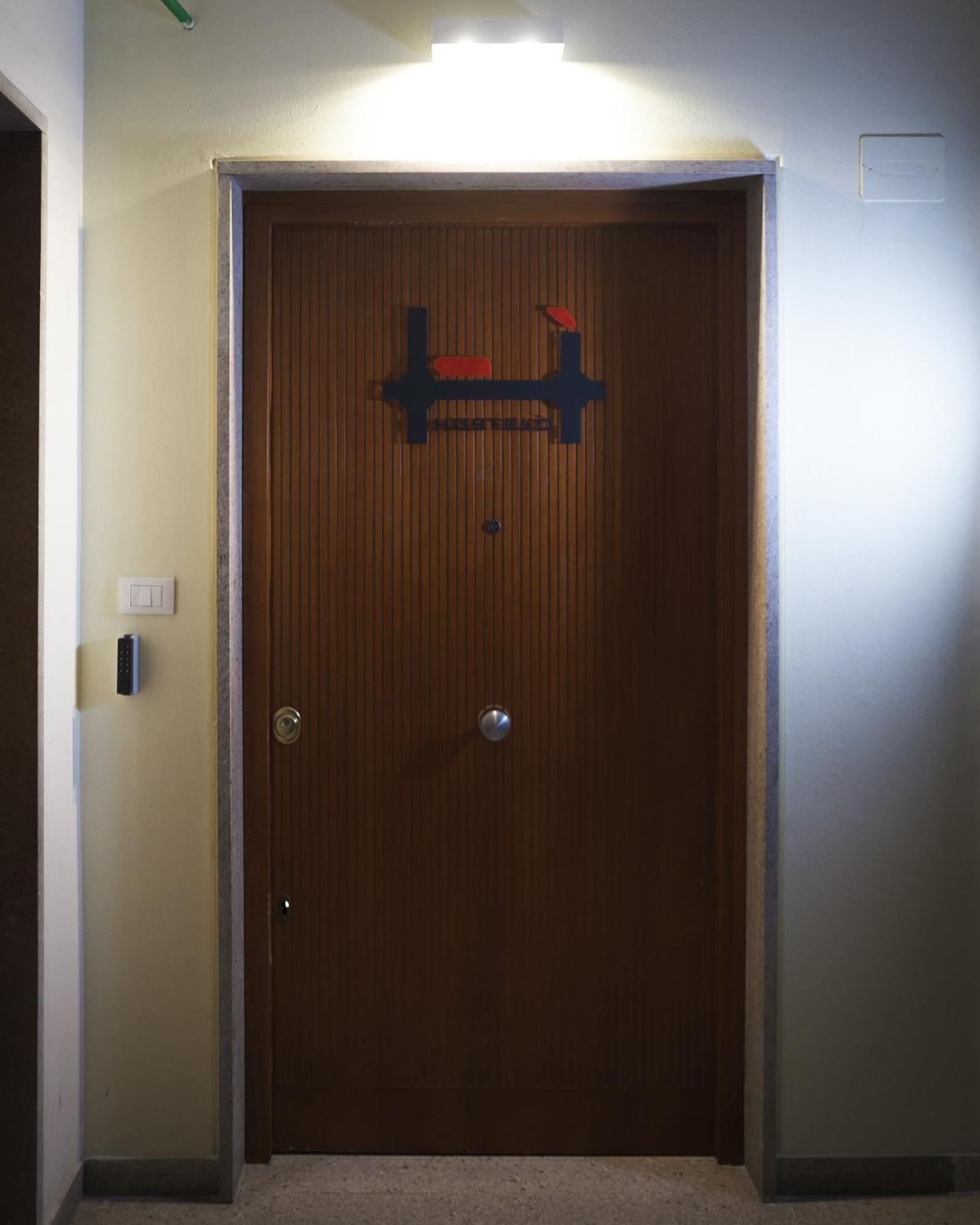 פלרמו Hostelo - Luxury Hostel מראה חיצוני תמונה